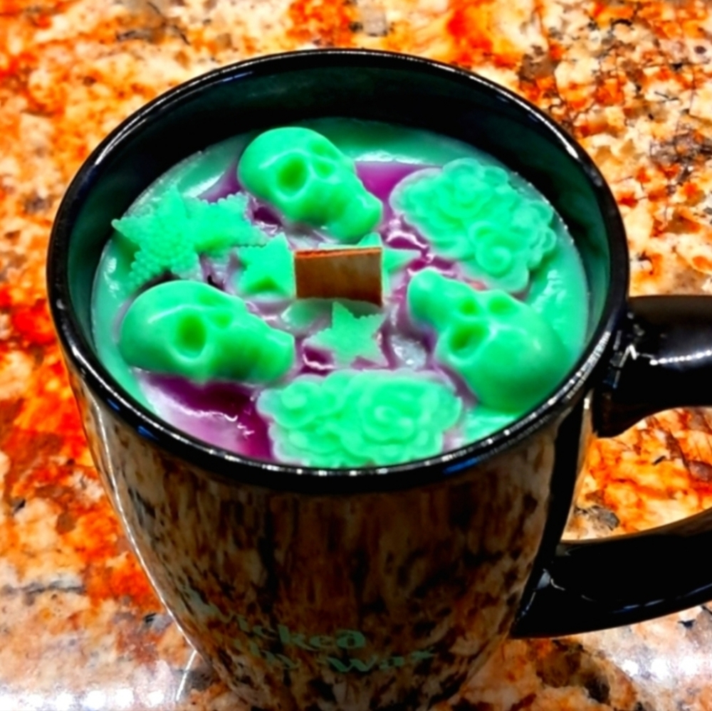 Hand Crafted, Wicked Worthy Wax Cereal Killer Candle Mug - Picture 2 of 4